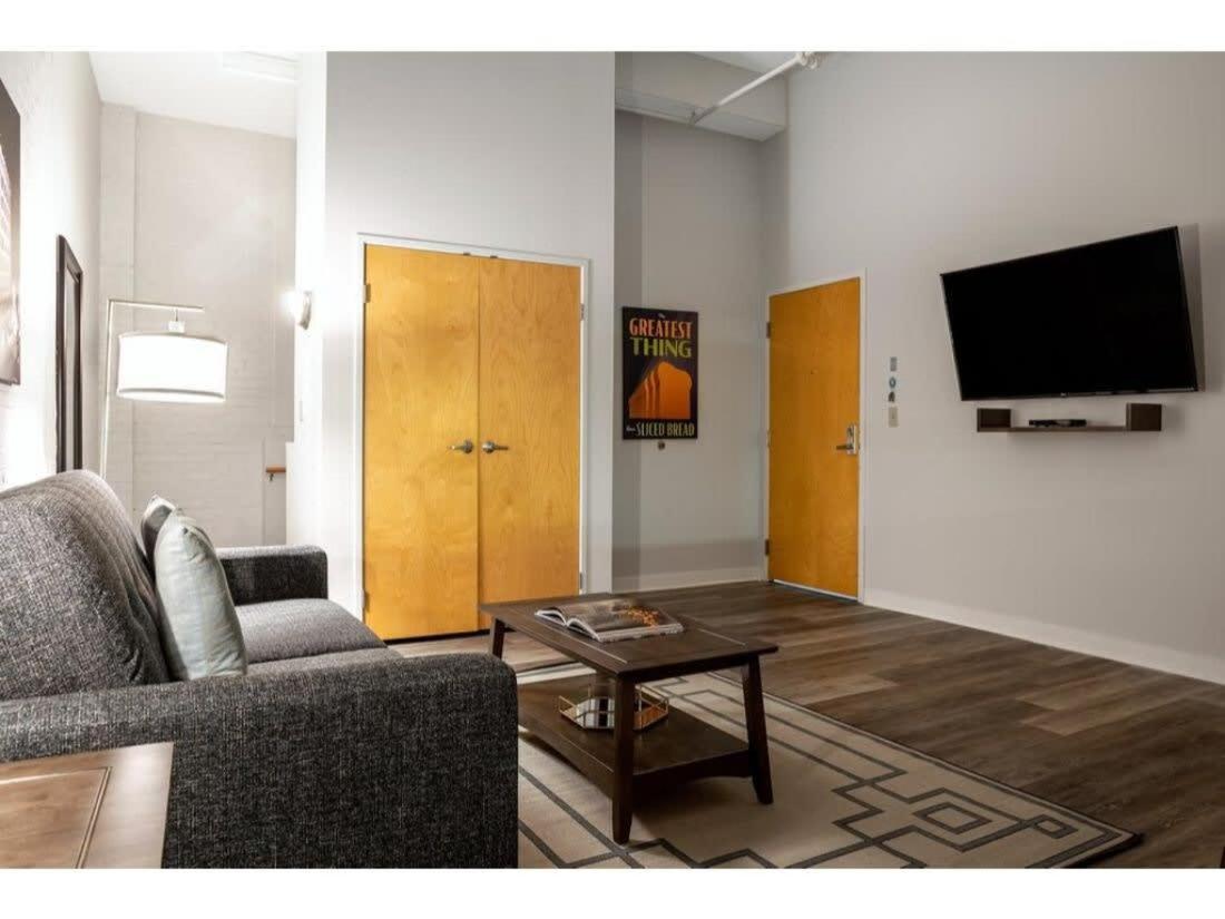 Bold 2Br 2Ba In The Block Apartment By Cozysuites! Indianapolis Esterno foto