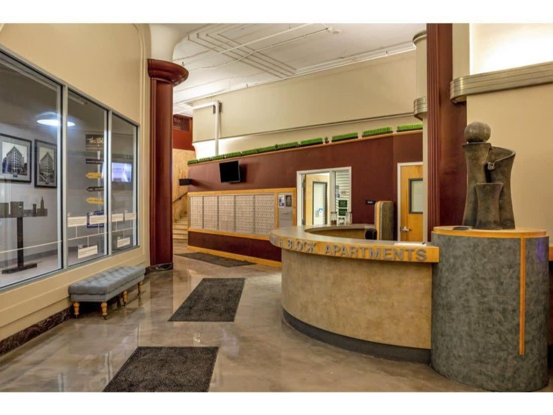 Bold 2Br 2Ba In The Block Apartment By Cozysuites! Indianapolis Esterno foto